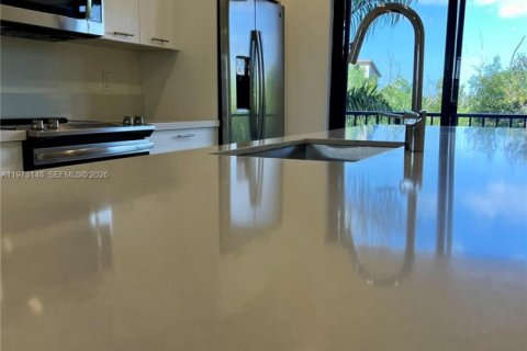 Copropriété à louer à Doral, Floride: 2 chambres, 99.59 m2 № 2033232 - photo 9