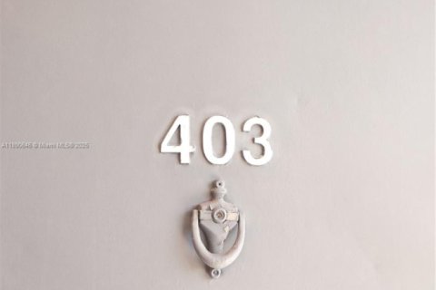 Снять в аренду квартиру в Майами, Флорида 2 спальни, 67.82м2, № 1943438 - фото 24