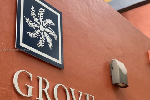 Снять в аренду квартиру в Майами, Флорида 2 спальни, 67.82м2, № 1943438 - фото 29