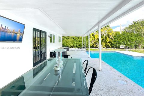 Villa ou maison à vendre à Miami, Floride: 3 chambres, 170.85 m2 № 1987416 - photo 6