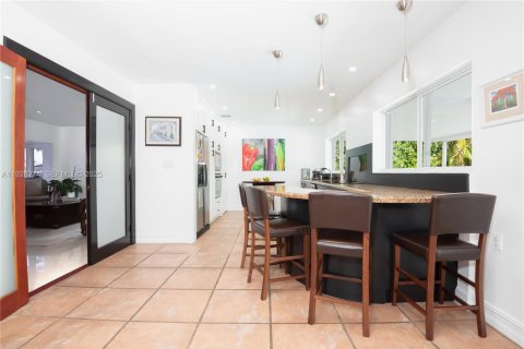 Villa ou maison à vendre à Miami, Floride: 3 chambres, 170.85 m2 № 1987416 - photo 12