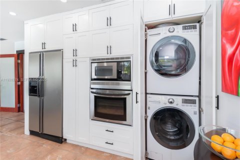 Villa ou maison à vendre à Miami, Floride: 3 chambres, 170.85 m2 № 1987416 - photo 14