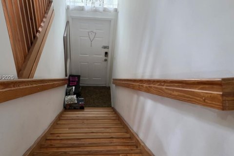 Touwnhouse à louer à Miami, Floride: 3 chambres, 114.27 m2 № 2045817 - photo 5