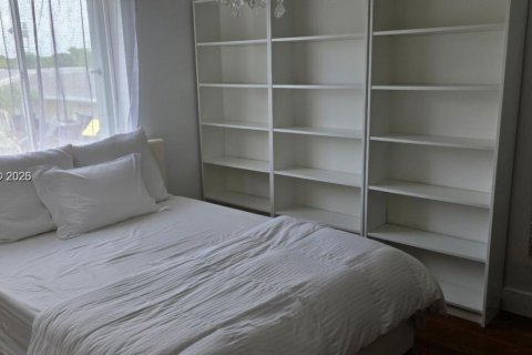 Touwnhouse à louer à Miami, Floride: 3 chambres, 114.27 m2 № 2045817 - photo 7