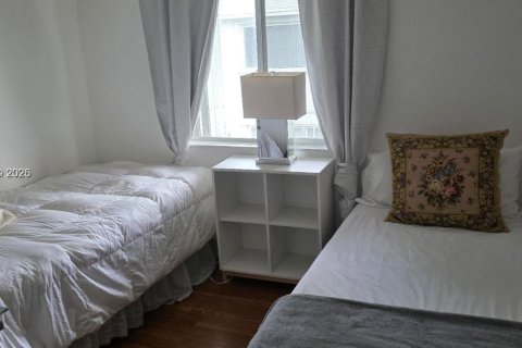 Touwnhouse à louer à Miami, Floride: 3 chambres, 114.27 m2 № 2045817 - photo 6