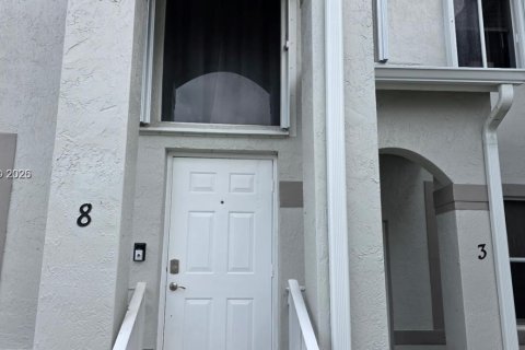 Touwnhouse à Miami, Floride 3 chambres, 114.27 m2 № 2045817