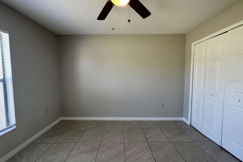 Casa en alquiler en Kissimmee, Florida, 4 dormitorios, 132.11 m2 № 1846710 - foto 29
