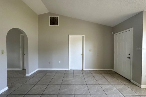 Casa en alquiler en Kissimmee, Florida, 4 dormitorios, 132.11 m2 № 1846710 - foto 14