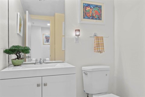 Condominio en venta en Sunny Isles Beach, Florida, 1 dormitorio, 92.9 m2 № 1703658 - foto 11