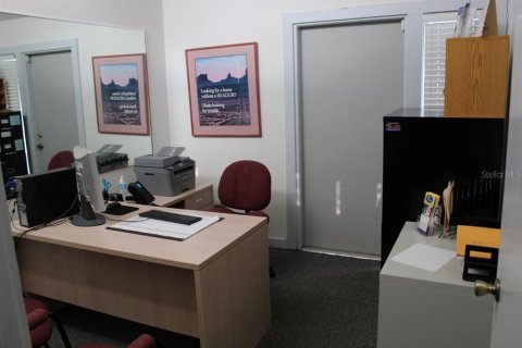 Commercial property in Altamonte Springs, Florida № 1545062 - photo 7