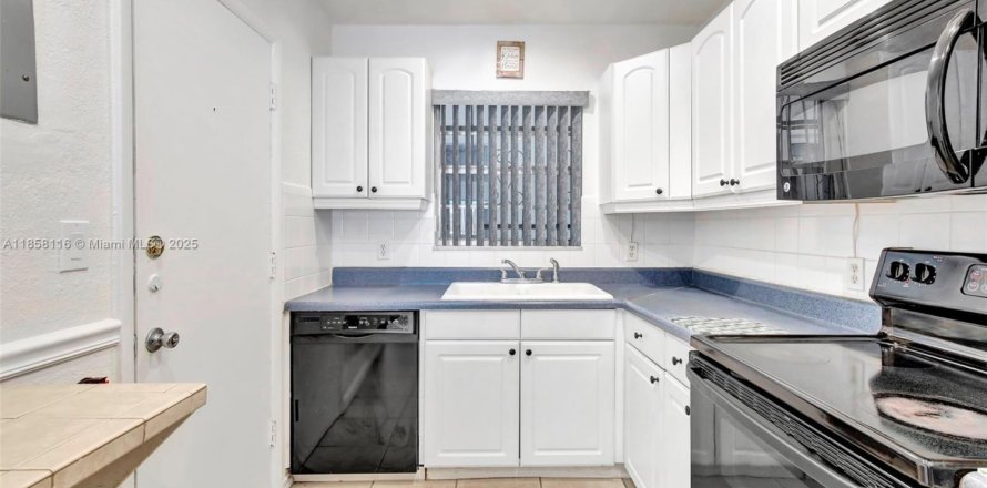 Condo à Hollywood, Floride, 1 chambre № 1882054