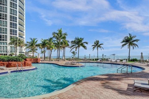 Copropriété à louer à Sunny Isles Beach, Floride: 2 chambres, 118.54 m2 № 1976616 - photo 18