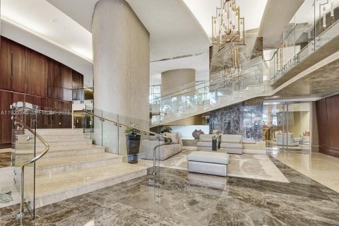 Copropriété à louer à Sunny Isles Beach, Floride: 2 chambres, 118.54 m2 № 1976616 - photo 16