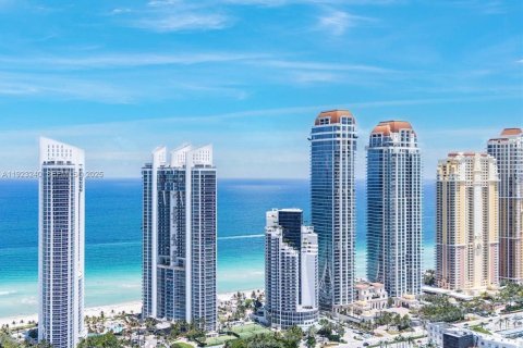 Copropriété à louer à Sunny Isles Beach, Floride: 2 chambres, 118.54 m2 № 1976616 - photo 19