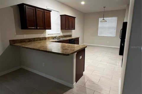 Casa en alquiler en Orlando, Florida, 3 dormitorios, 155.15 m2 № 1895148 - foto 21