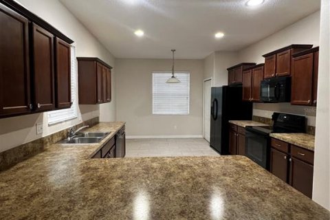 Casa en alquiler en Orlando, Florida, 3 dormitorios, 155.15 m2 № 1895148 - foto 11