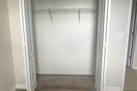 Casa en alquiler en Orlando, Florida, 3 dormitorios, 155.15 m2 № 1895148 - foto 18