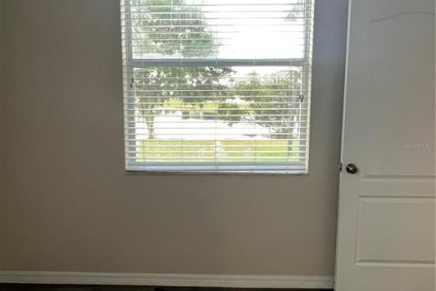 Casa en alquiler en Orlando, Florida, 3 dormitorios, 155.15 m2 № 1895148 - foto 19