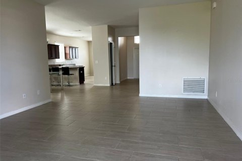 Casa en alquiler en Orlando, Florida, 3 dormitorios, 155.15 m2 № 1895148 - foto 6