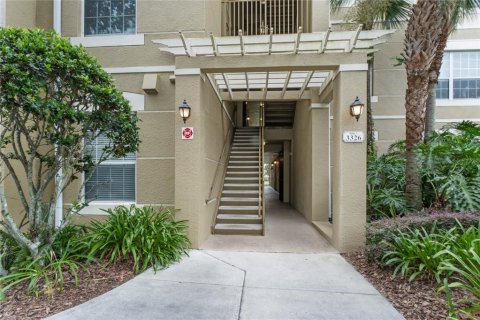 Copropriété à louer à Orlando, Floride: 3 chambres, 131.18 m2 № 1912402 - photo 1