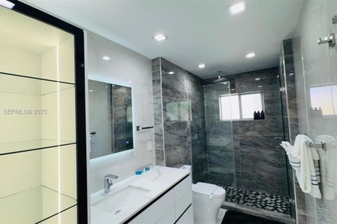 Casa en venta en Hollywood, Florida, 3 dormitorios, 209.22 m2 № 1992776 - foto 28