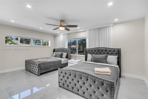Casa en venta en Hollywood, Florida, 3 dormitorios, 209.22 m2 № 1992776 - foto 25
