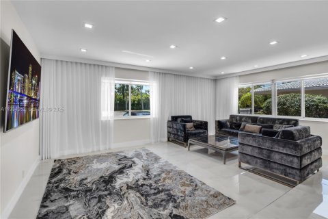 Casa en venta en Hollywood, Florida, 3 dormitorios, 209.22 m2 № 1992776 - foto 11