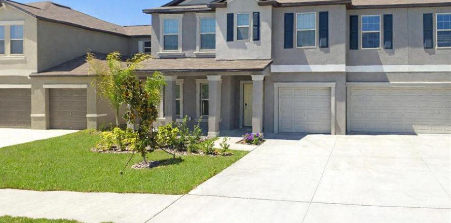 Villa ou maison à Wimauma, Floride 5 chambres, 312.34 m2 № 2359335