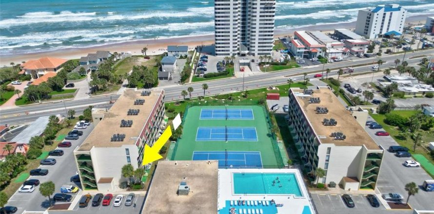 Condo in Daytona Beach, Florida, 1 bedroom  № 1636071