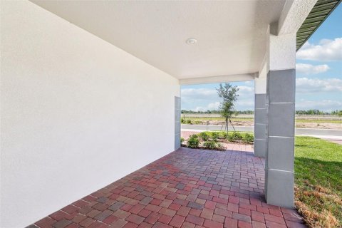 Villa ou maison à vendre à Winter Haven, Floride: 3 chambres, 117.89 m2 № 1612438 - photo 5
