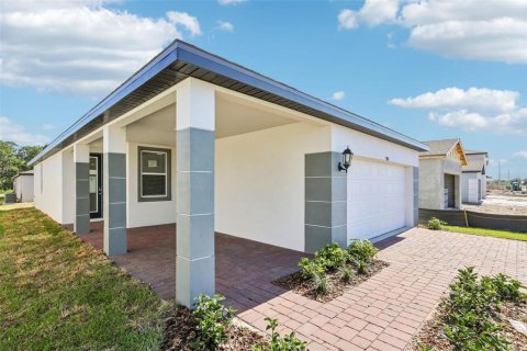 Villa ou maison à vendre à Winter Haven, Floride: 3 chambres, 117.89 m2 № 1612438 - photo 4