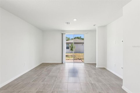Villa ou maison à vendre à Winter Haven, Floride: 3 chambres, 117.89 m2 № 1612438 - photo 8