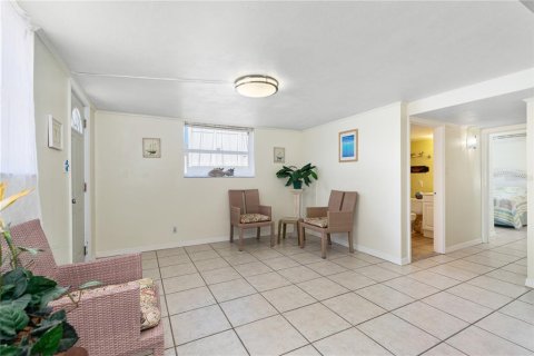 Casa en venta en Port Orange, Florida, 3 dormitorios, 245.26 m2 № 1734994 - foto 20