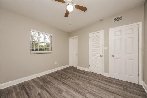 Casa en alquiler en Orlando, Florida, 3 dormitorios, 119.01 m2 № 1913916 - foto 8