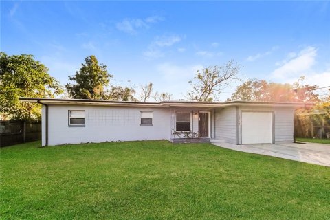 Casa en alquiler en Orlando, Florida, 3 dormitorios, 119.01 m2 № 1913916 - foto 2
