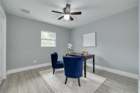 House in Clearwater, Florida 3 bedrooms, 180.6 sq.m. № 1516832 - photo 19