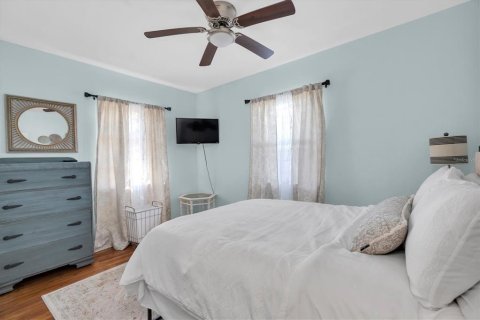 House in Saint Petersburg, Florida 2 bedrooms, 72.46 sq.m. № 2237478 - photo 19