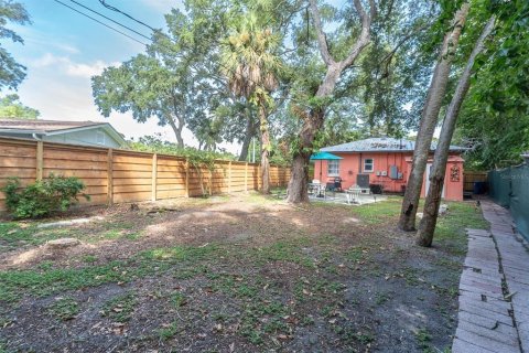 House in Saint Petersburg, Florida 2 bedrooms, 72.46 sq.m. № 2237478 - photo 26