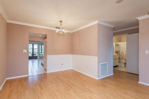 Condo in Saint Petersburg, Florida, 2 bedrooms  № 1907405 - photo 13