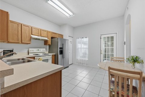 Townhouse in Orlando, Florida 3 bedrooms, 127.83 sq.m. № 2222619 - photo 14