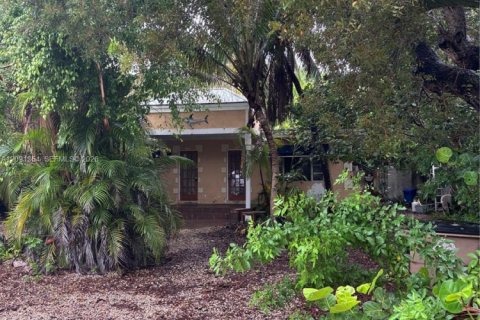 House in Key Largo, Florida 2 bedrooms № 2383097 - photo 4