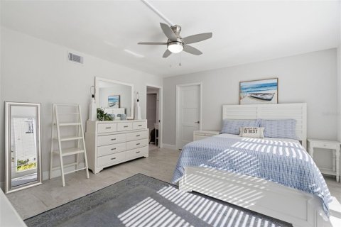 Condominio en venta en Clearwater, Florida, 2 dormitorios, 130.99 m2 № 2297260 - foto 26