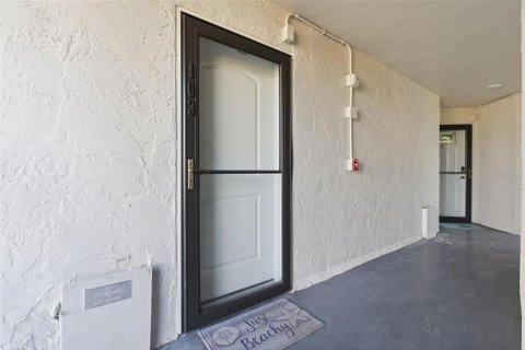 Condominio en venta en Clearwater, Florida, 2 dormitorios, 130.99 m2 № 2297260 - foto 6