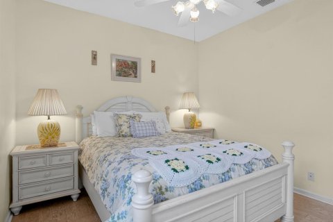 House in Port St. Lucie, Florida 3 bedrooms, 236.44 sq.m. № 2175428 - photo 19
