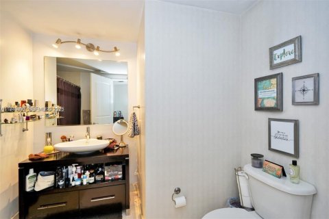 Copropriété à vendre à Miami, Floride: 2 chambres, 93.55 m2 № 1998286 - photo 13