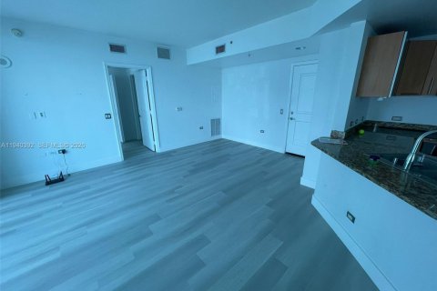 Copropriété à vendre à Miami, Floride: 2 chambres, 93.55 m2 № 1998286 - photo 6