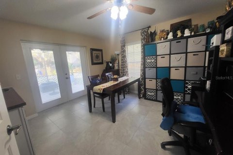 Casa en venta en Tavares, Florida, 3 dormitorios, 193.33 m2 № 1760313 - foto 29