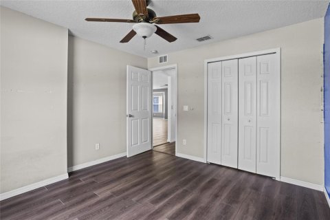 House in Haines City, Florida 3 bedrooms, 152.55 sq.m. № 1917674 - photo 24