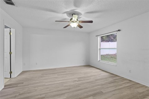 House in Haines City, Florida 3 bedrooms, 152.55 sq.m. № 1917674 - photo 17