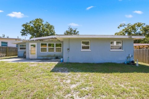 Villa ou maison à vendre à Clearwater, Floride: 4 chambres, 117.8 m2 № 2429609 - photo 26